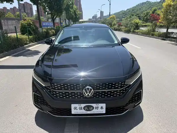 Volkswagen Passat 2022