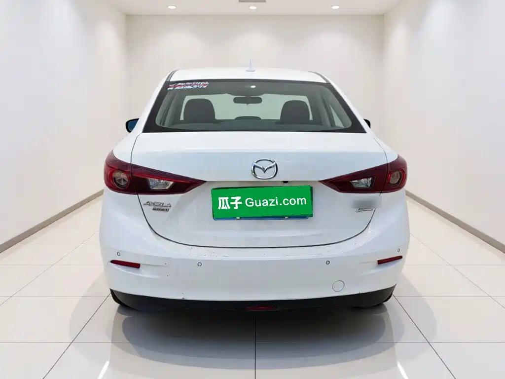 Mazda 3 Axela 2019