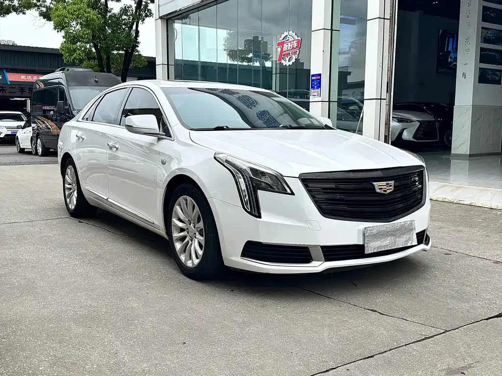 Cadillac XTS 2018 — фото 3