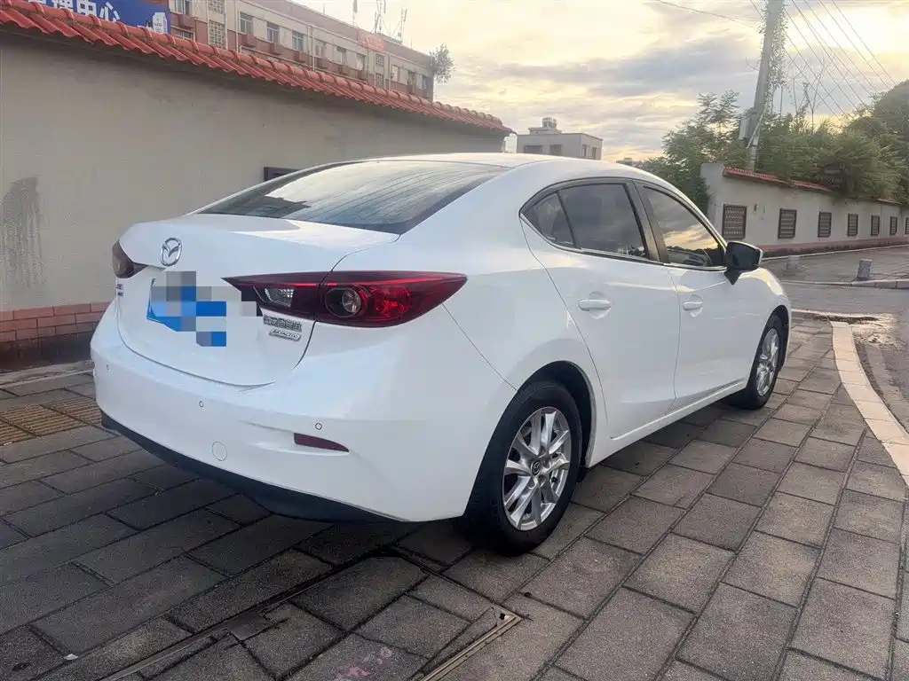 Mazda 3 Axela 2019