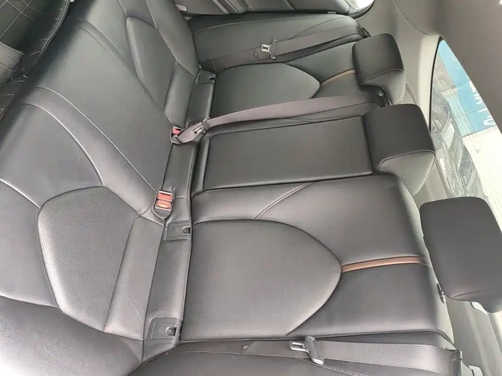 Toyota Camry 2021 — фото 17