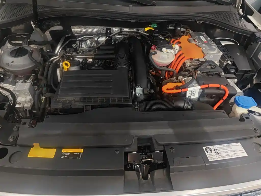 Volkswagen Tiguan L Plug-In Hybrid 2020 — фото 16