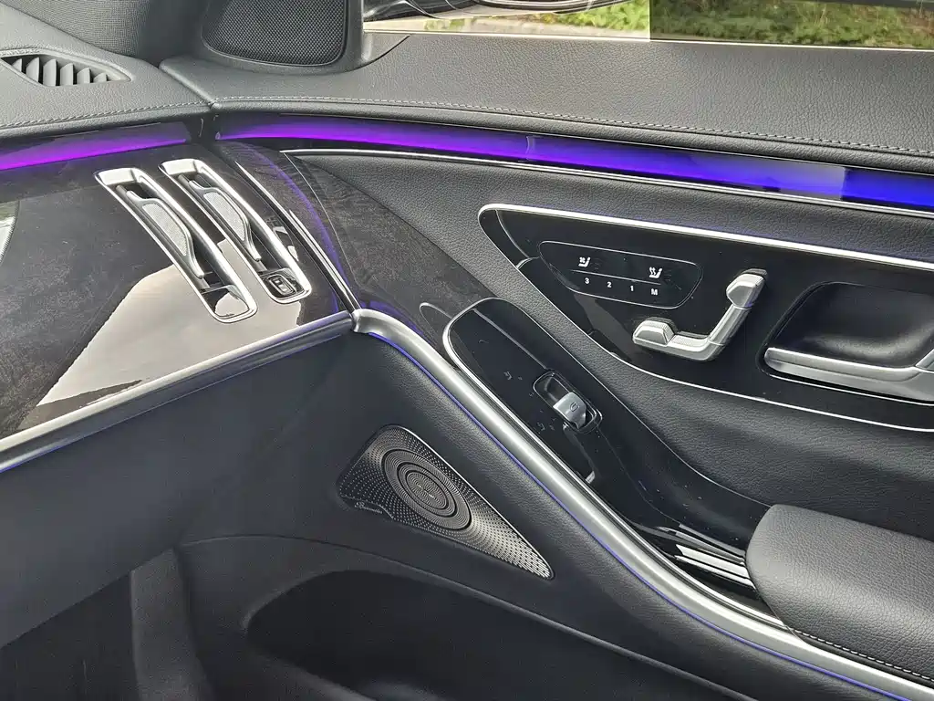 Mercedes-Benz S-Class 2023 — фото 17