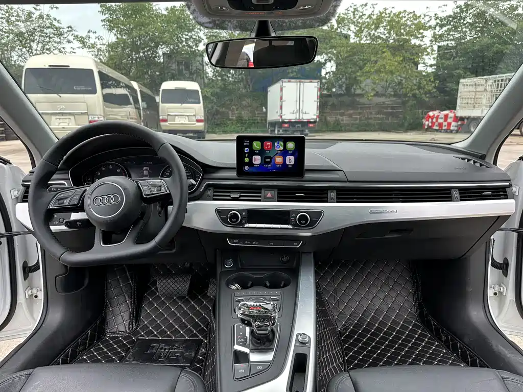 Audi A4L 2017 — фото 11