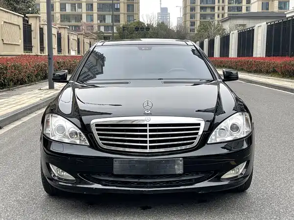 Mercedes-Benz S-Class 2007