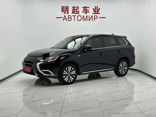 Mitsubishi Outlander 2022