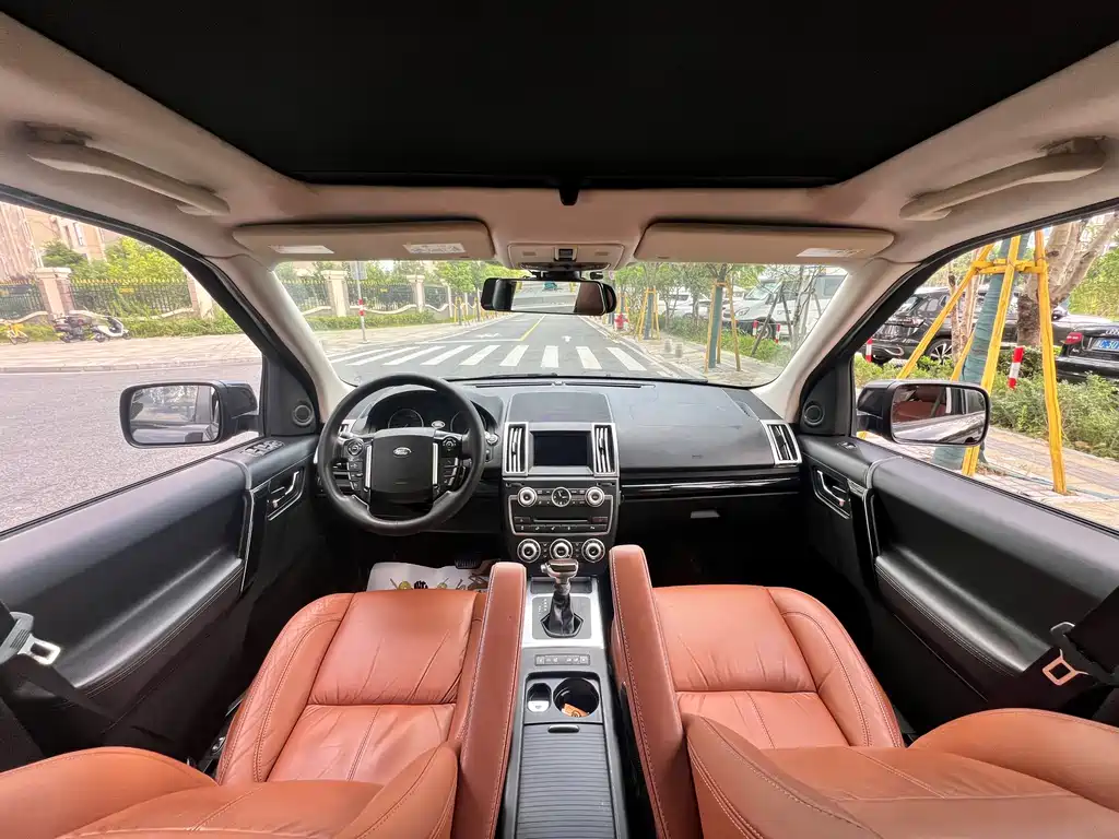 Land Rover Freelander 2 2014 — фото 10