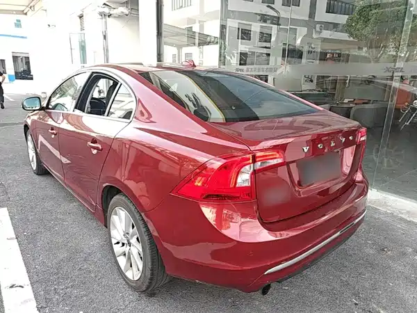 Volvo S60 2015