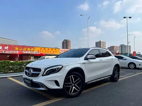Mercedes-Benz GLA 2017