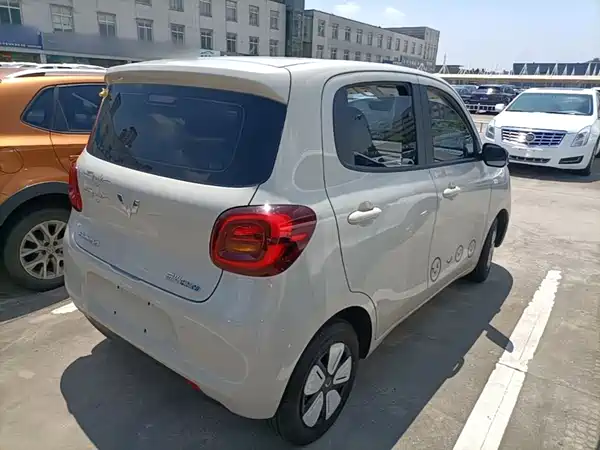 Wuling Hongguang MINIEV 2025