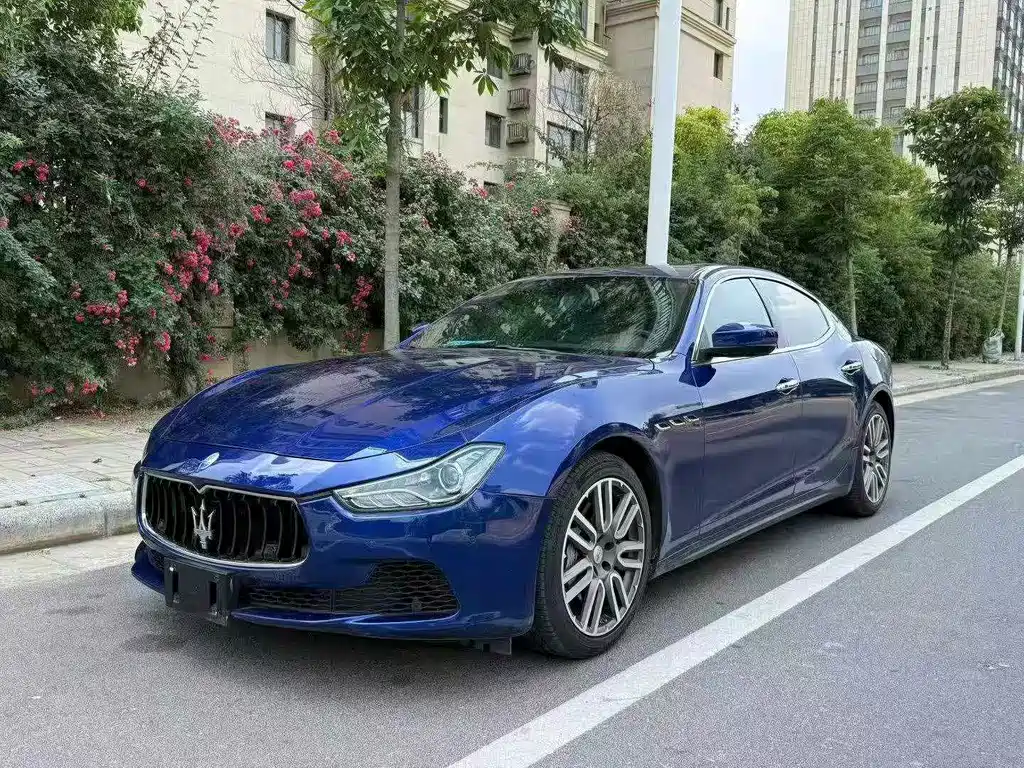 Maserati Ghibli 2017 — фото 3