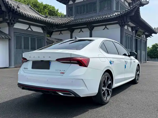 Skoda Octavia 2023