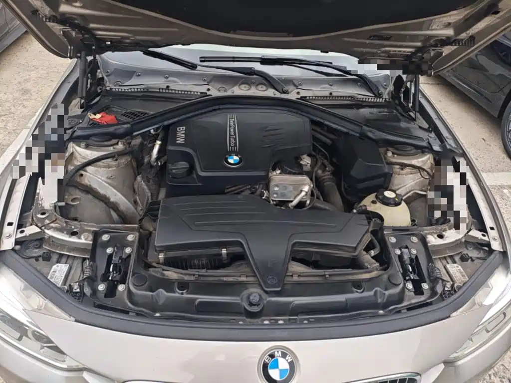 BMW 3 Series 2016 — фото 18