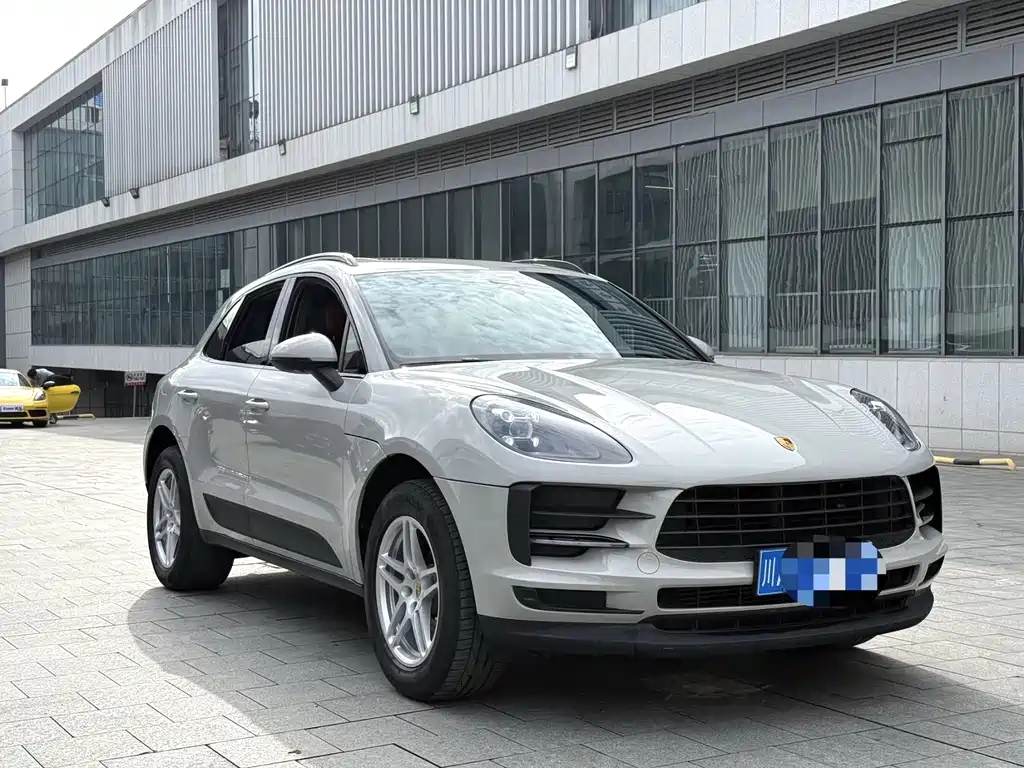 Porsche Macan 2021 — фото 2