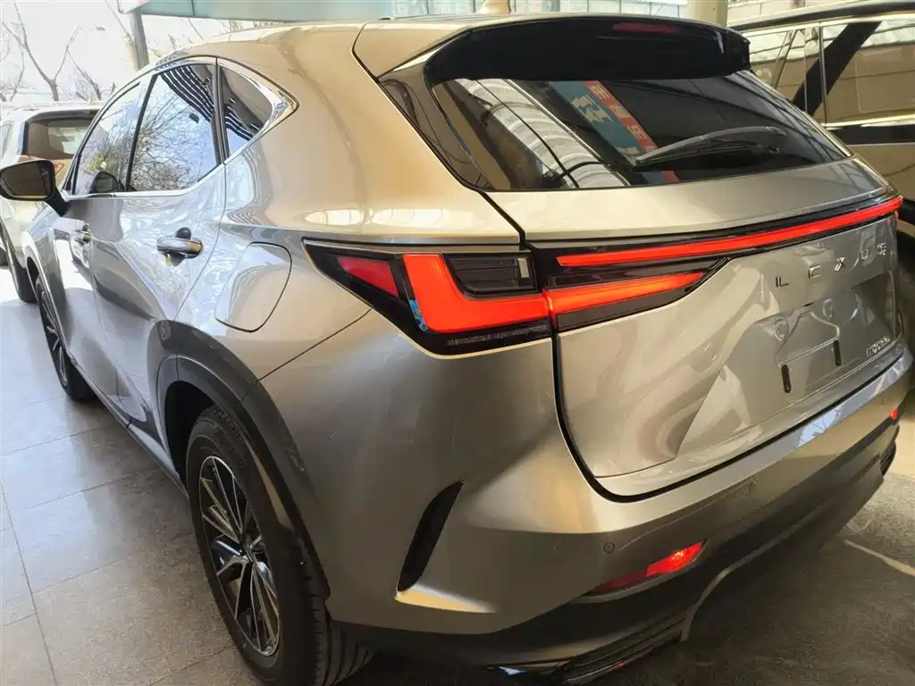 Lexus NX 2023 — фото 5
