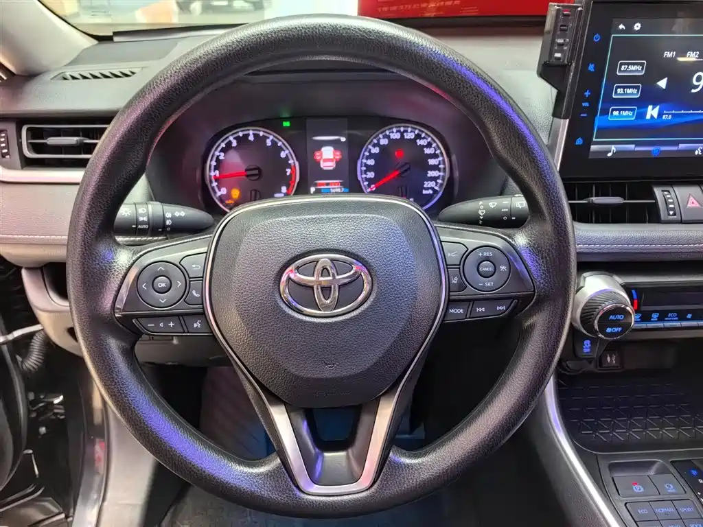Toyota Wildlander 2020 — фото 13