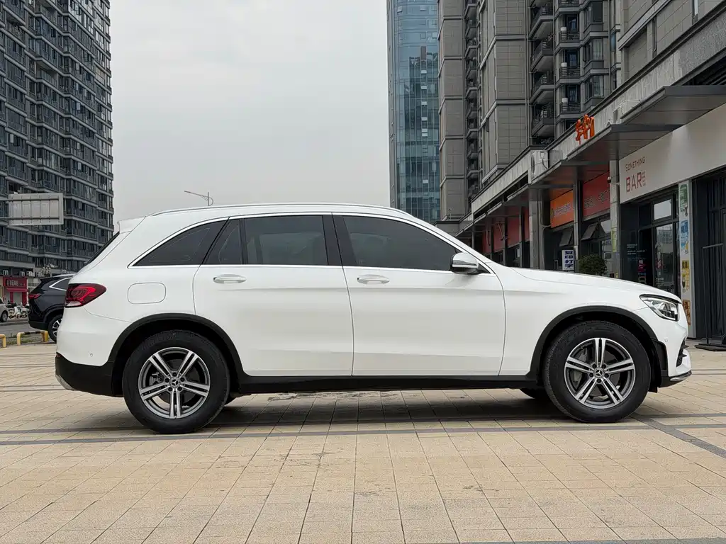 Mercedes-Benz GLC 2020 — фото 8