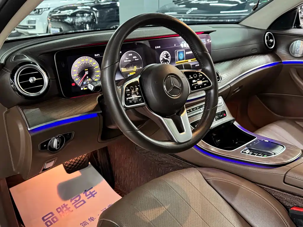 Mercedes-Benz E-Class 2020 — фото 9