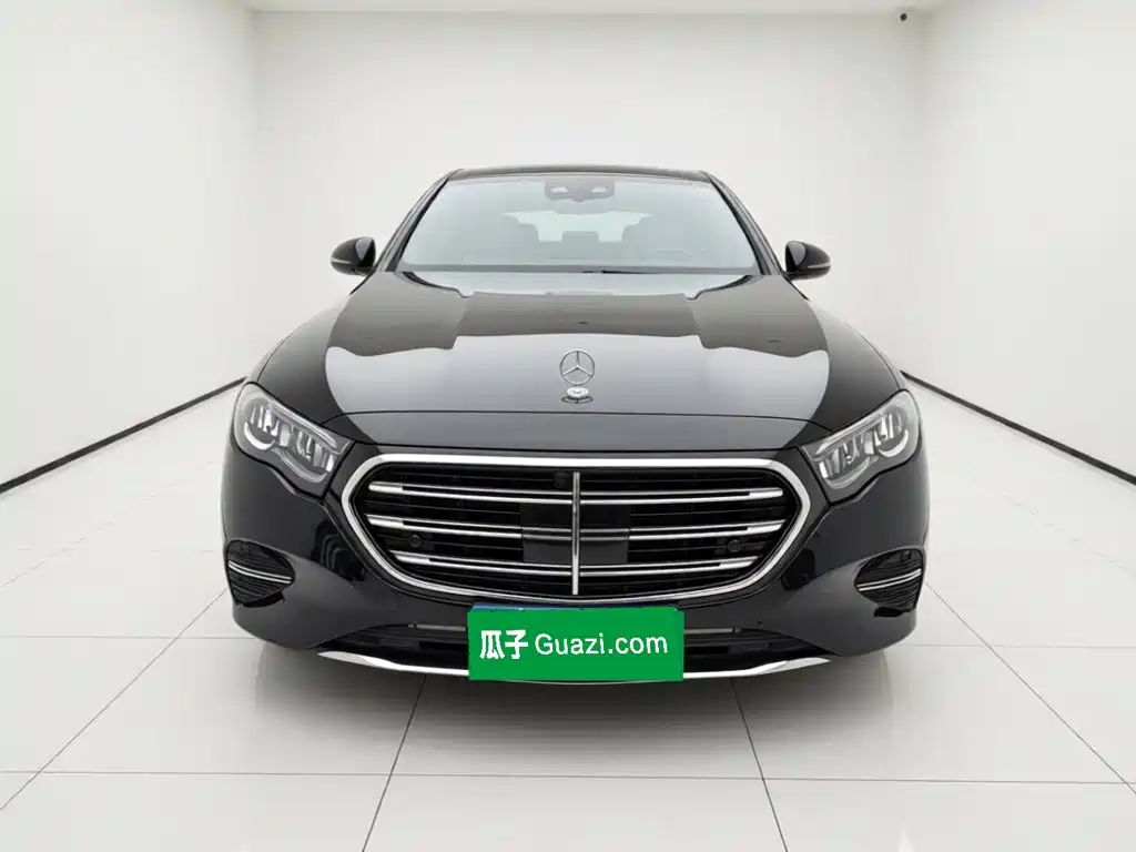 Mercedes-Benz E-Class 2024