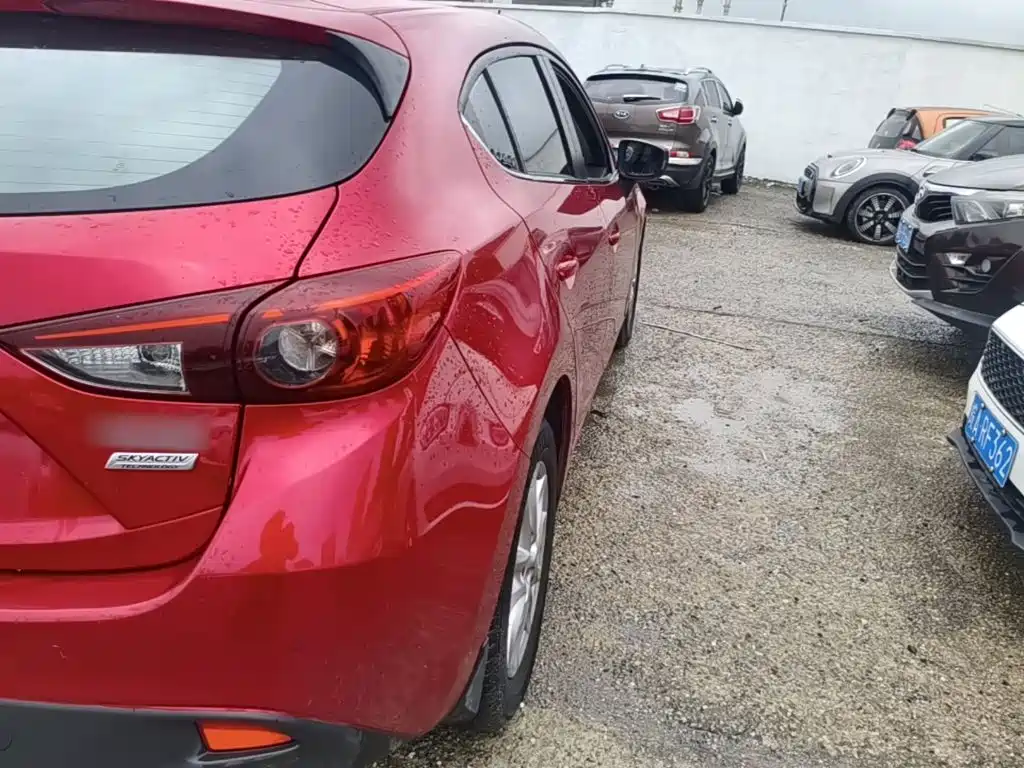 Mazda 3 Axela 2016 — фото 8