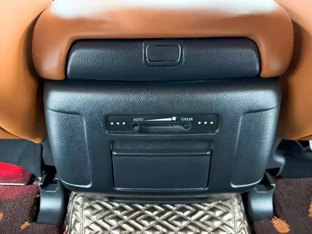Nissan Patrol 2019 — фото 16