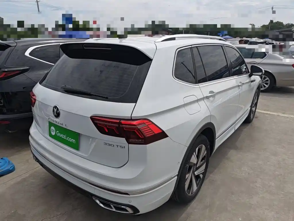 Volkswagen Tiguan L 2023