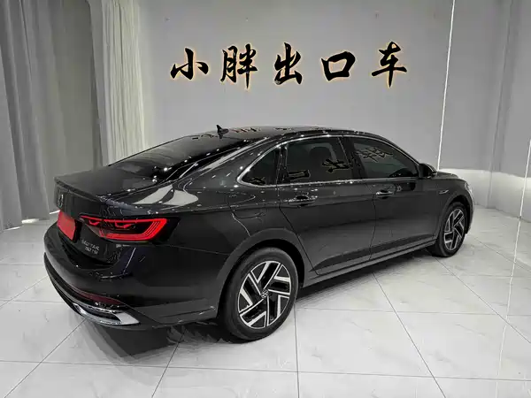 Volkswagen Sagitar 2023