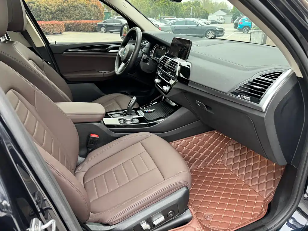 BMW X3 2019 — фото 13