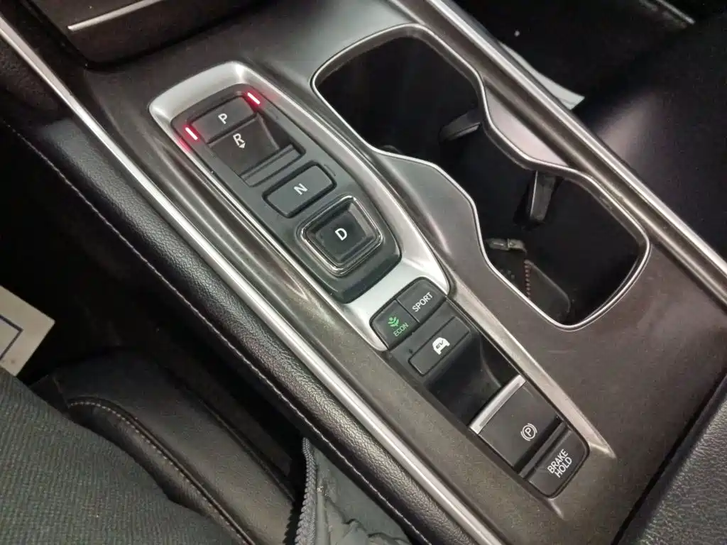 Honda Accord 2020 — фото 10