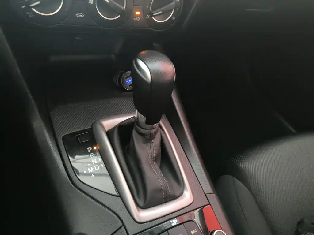 Mazda 3 Axela 2018