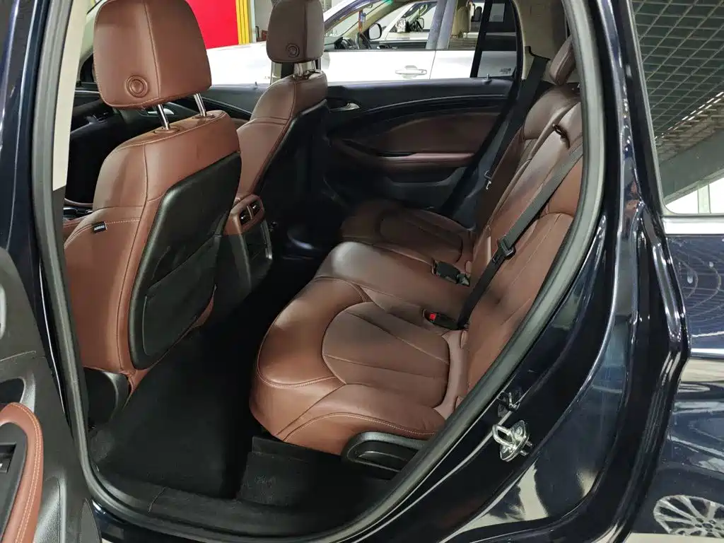 Buick Envision Plus 2020 — фото 8