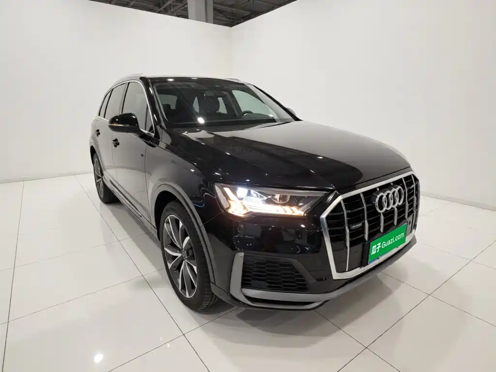 Audi Q7 2023 — фото 22