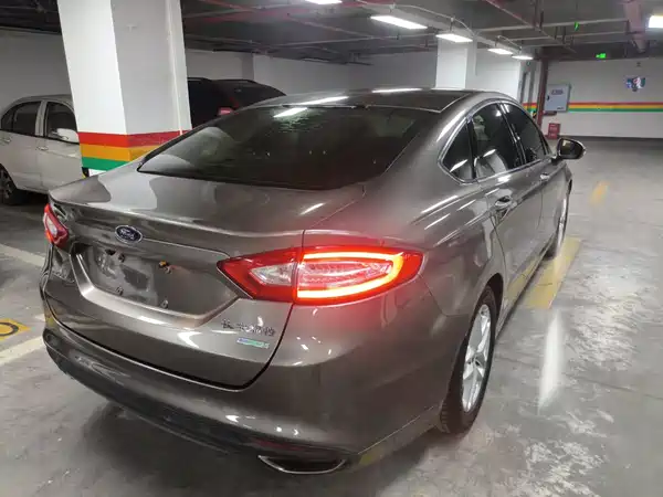 Ford Mondeo 2015