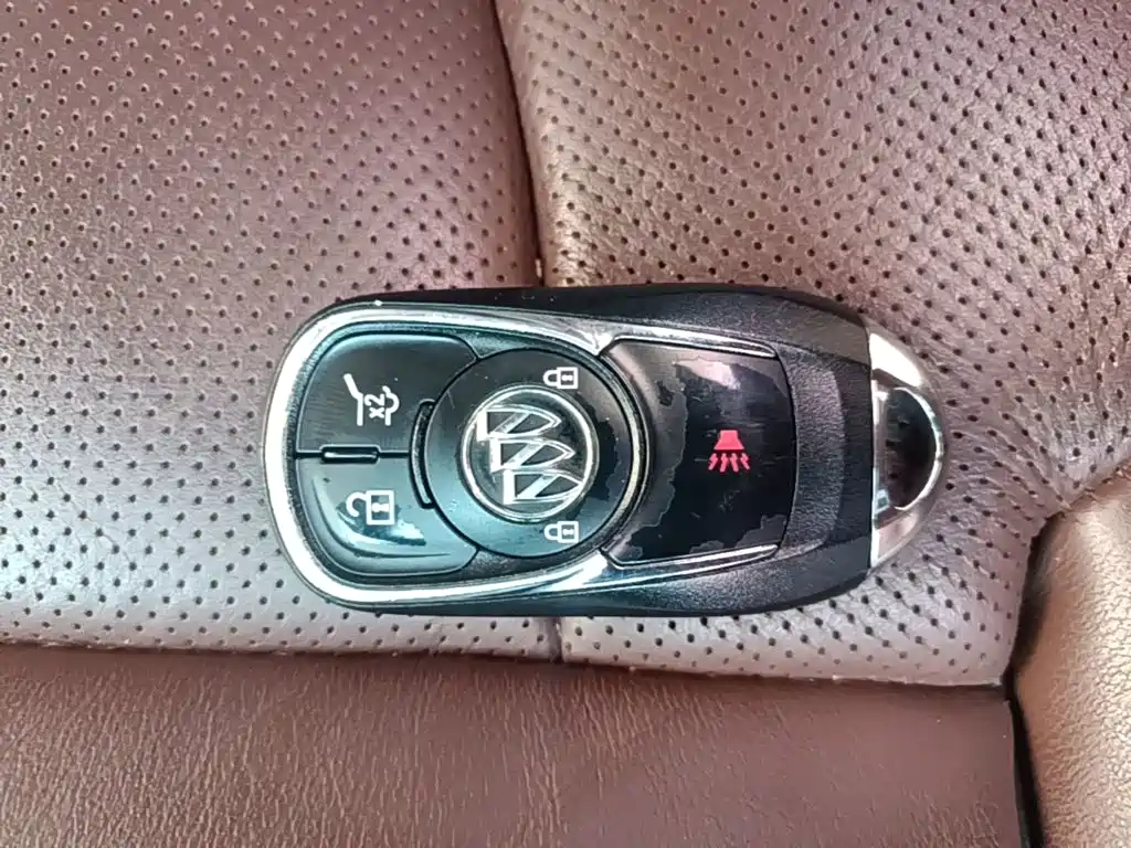 Buick Envision Plus 2015 — фото 9
