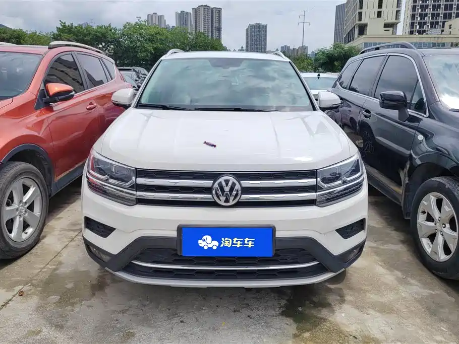 Volkswagen Tharu 2020