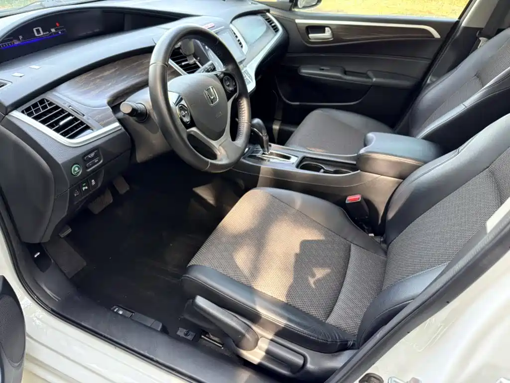 Honda Jade 2020 — фото 18
