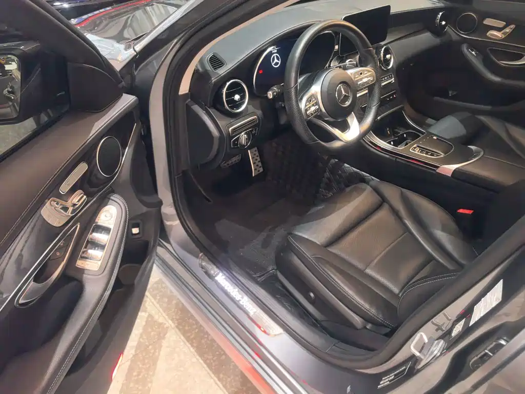 Mercedes-Benz C-Class 2020 — фото 16