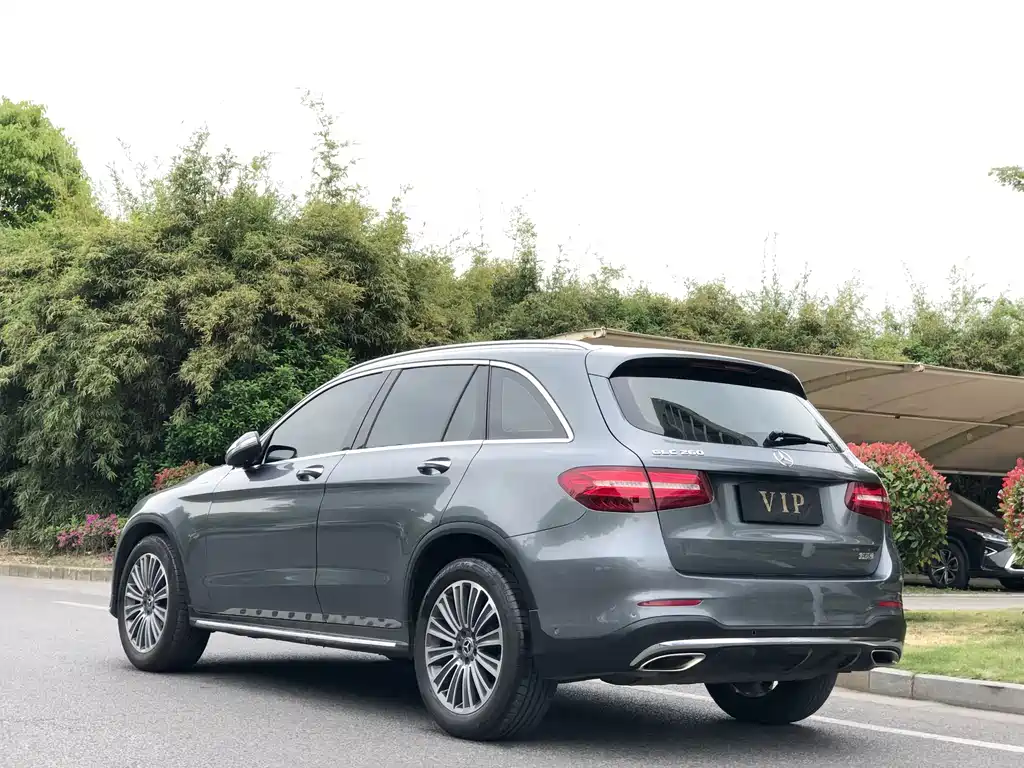 Mercedes-Benz GLC 2017 — фото 7