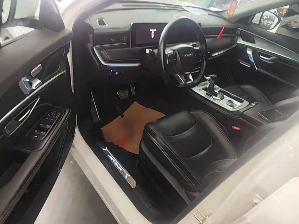 Jetour Jietu X70 PLUS 2021 — фото 16
