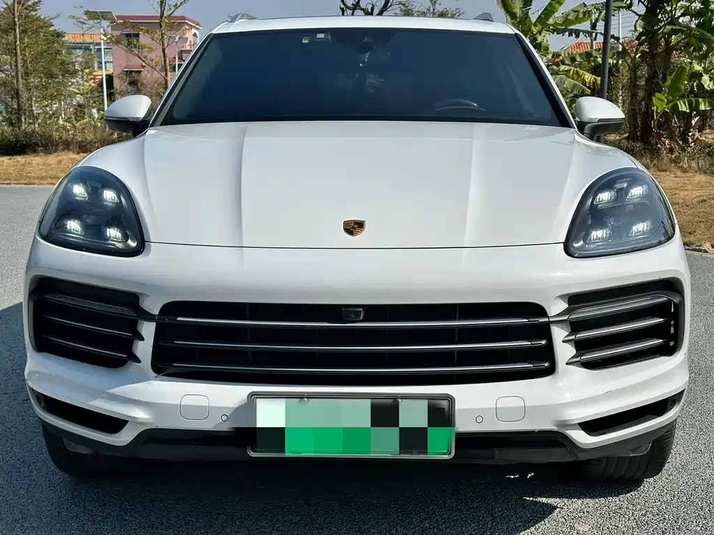 Porsche Cayenne Hybrid 2021 — фото 2