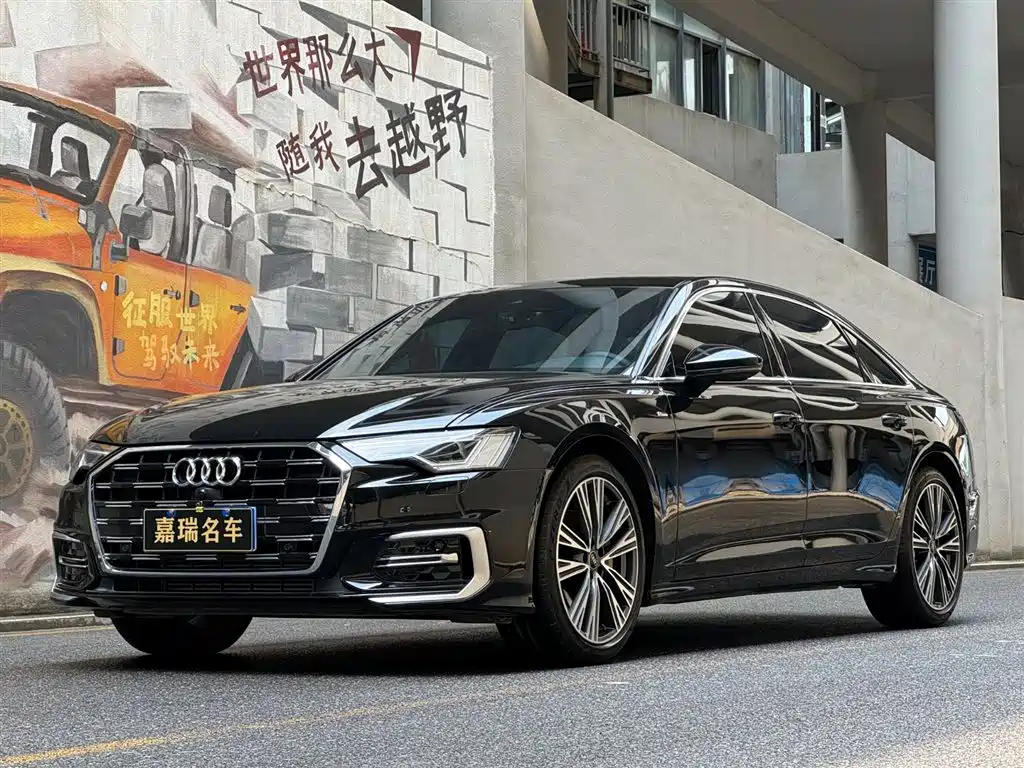 Audi A6L 2025 — фото 1