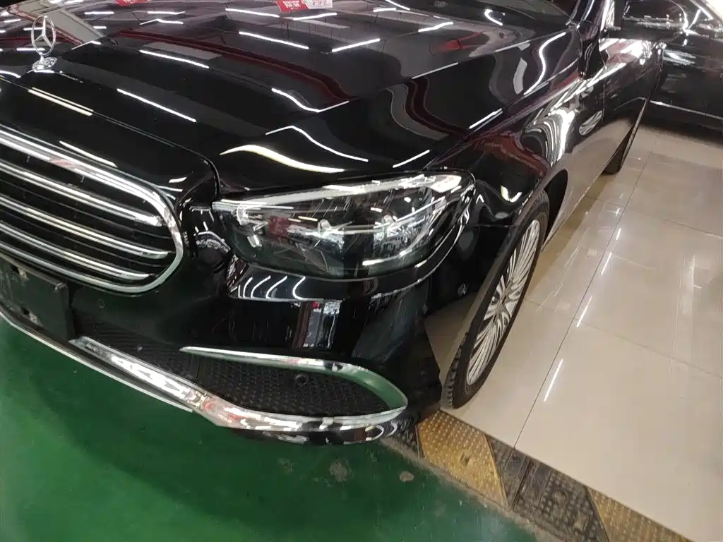 Mercedes-Benz E-Class 2020 — фото 24