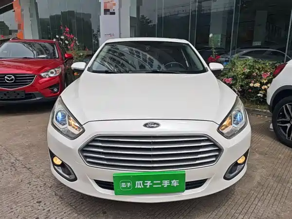 Ford Escort 2017