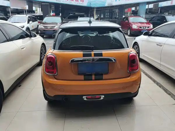 MINI 2017