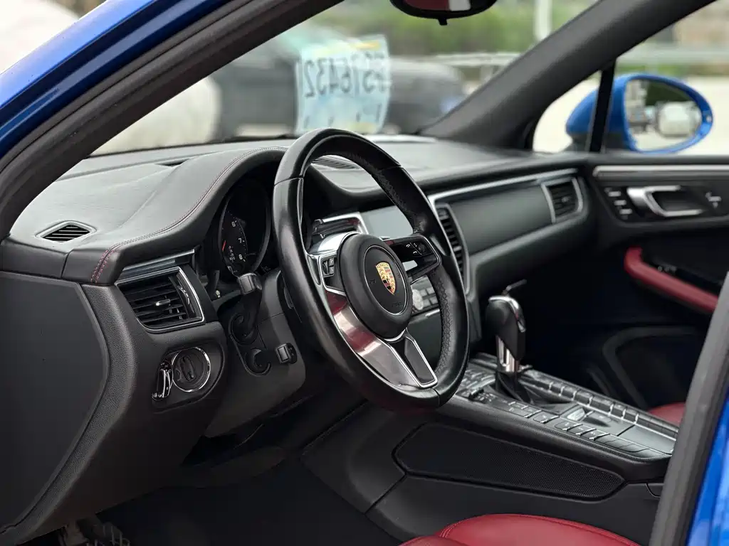 Porsche Macan 2017 — фото 6