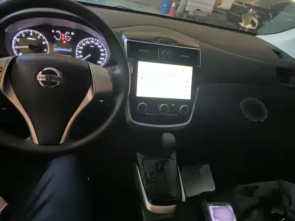 Nissan Tiida 2018
