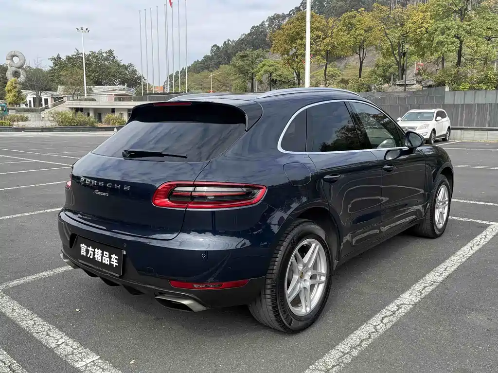 Porsche Macan 2018 — фото 8