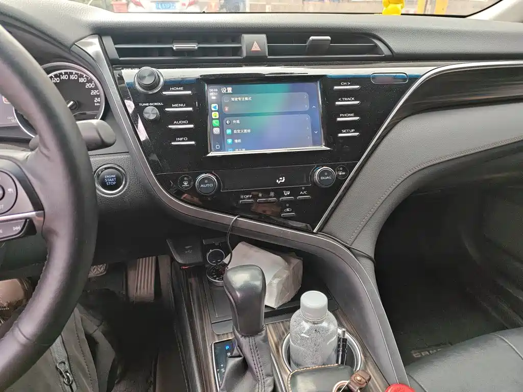 Toyota Camry 2018