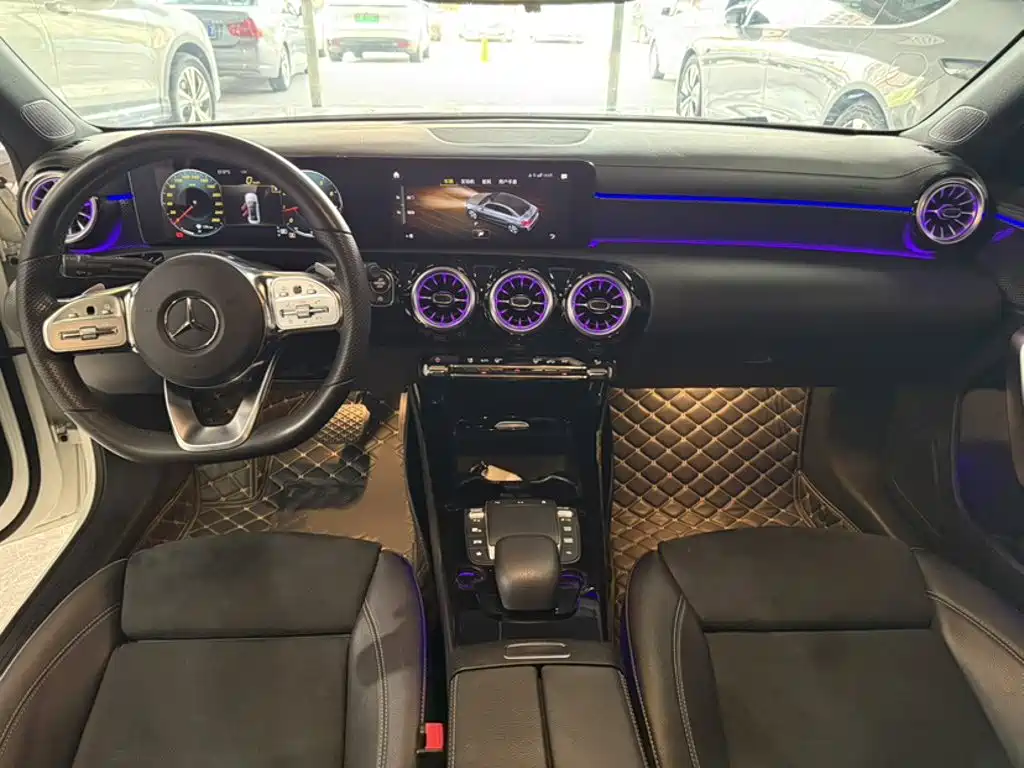 Mercedes-Benz A-Class 2022 — фото 25