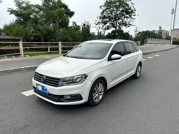 Volkswagen Santana 2015